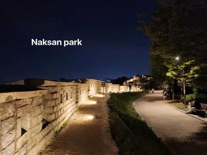 Naroo Stay - Ddp And Jong-Ro Seoul
